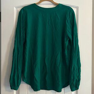LOFT Women's Emerald Green Blouse with Button Neck at Back Size Large